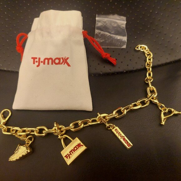 TJ Maxx TJMaxx Charm Bracelet with 4 Charms Gold-Tone…Limited Ed…NWOT !!! - Picture 1 of 1